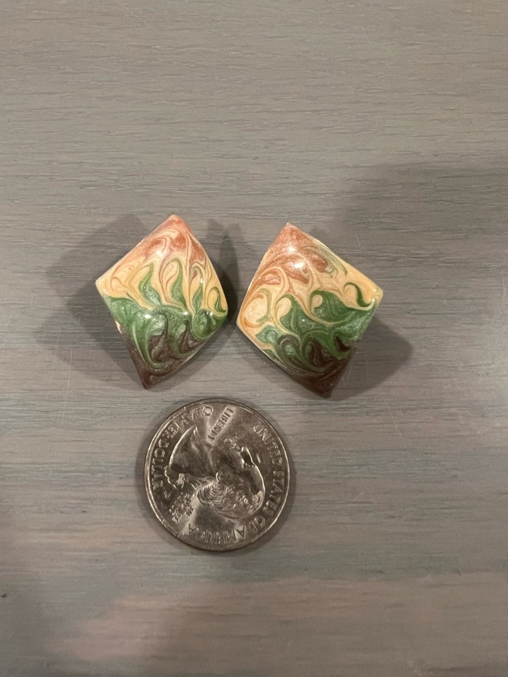 Retro vintage pastel swirl earrings
